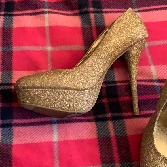 Gold Glitter 4in Heels - Picture 4 of 5